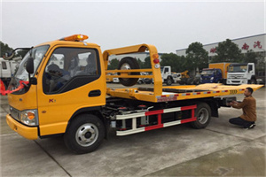 弥勒哪里有拖车服务